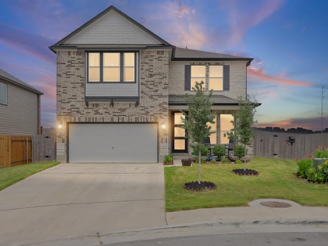 203  Teller Dr