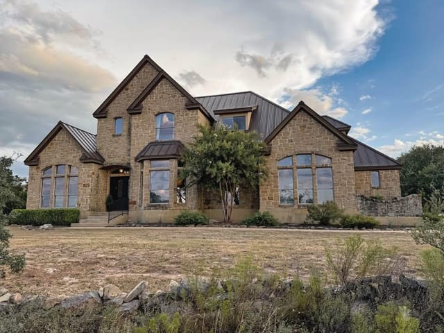 20305 Haystack CV