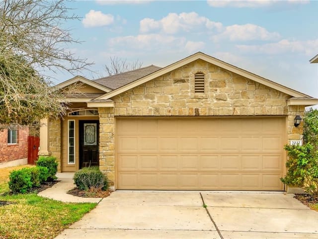 2032 Nestlewood Dr