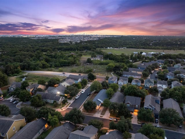 2037 Wayward Sun Dr