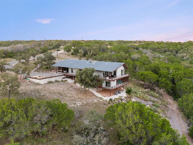 2037 Wolf Creek Ranch RD