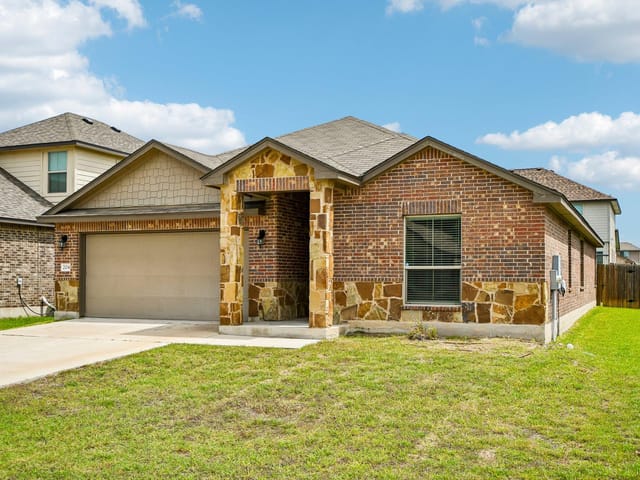 204 Bainbridge DR