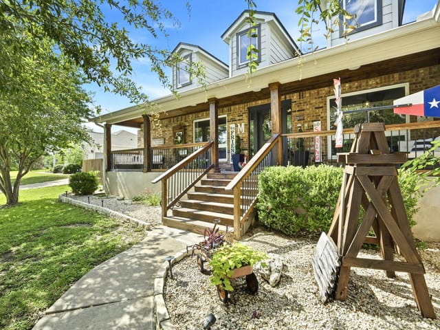 204 Blanco DR