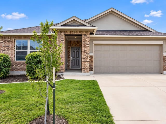 204 Bright Star LN