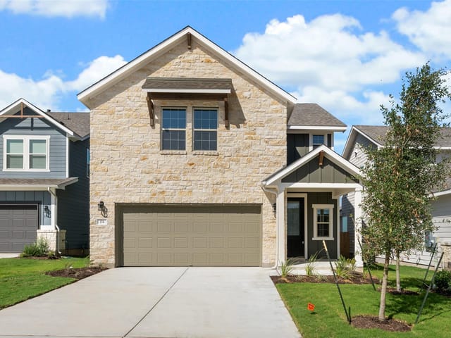 204 Clover BND
