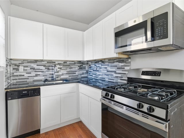 204 E 30th St Unit #201