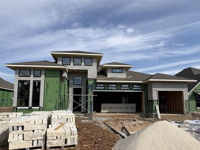 204 Firethorn CV