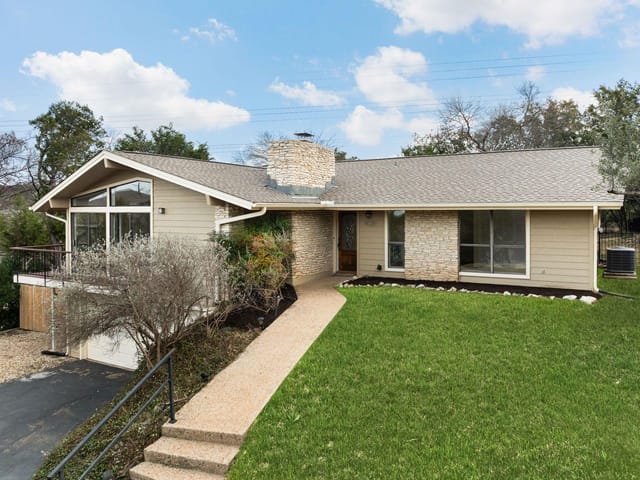 204 Los Altos Dr