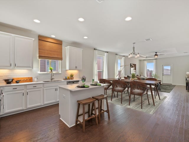 2044 Cliffbrake Way