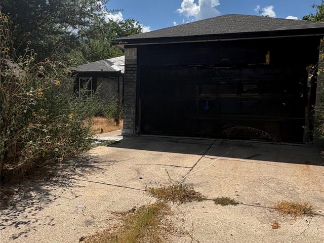 205 Barberry DR