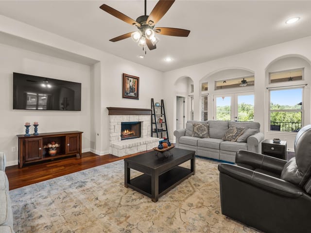 205 Bellagio Dr - front exterior - Luxury home in North Lakeway Village Sec 03, Lakeway, TX