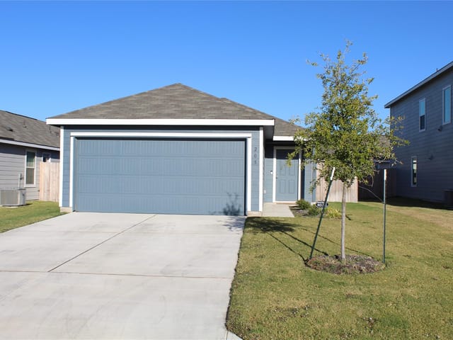 205 Marty Allen Loop