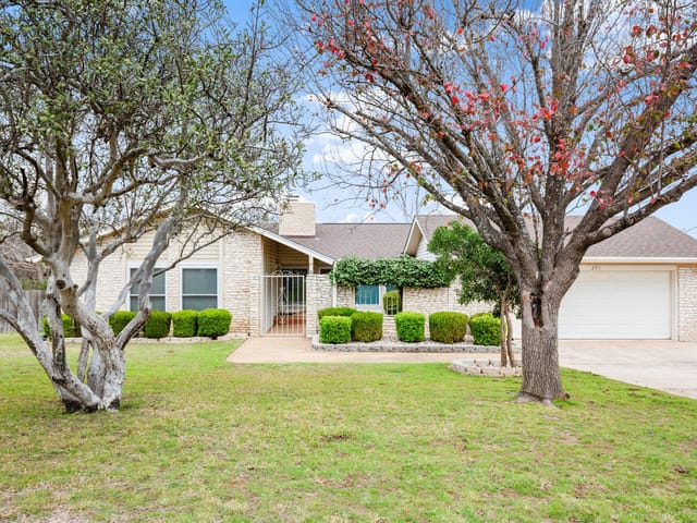 205 Ridgecrest Rd