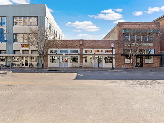 205 S Main St