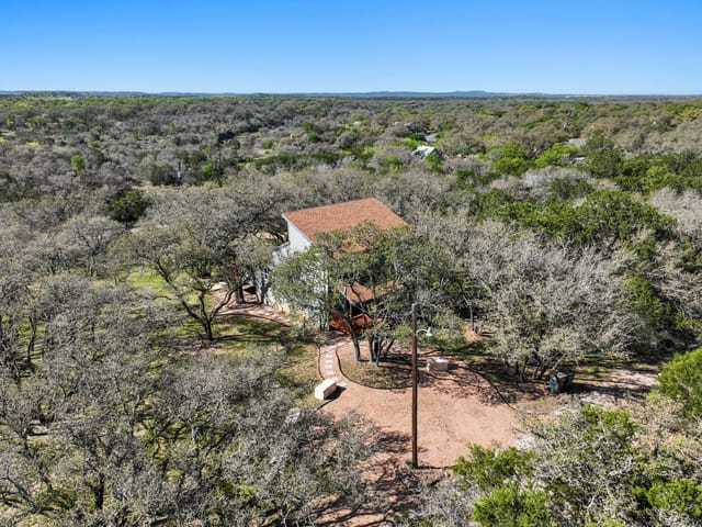 205 Shadows Dr
