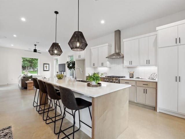 205 W Croslin St Unit #A