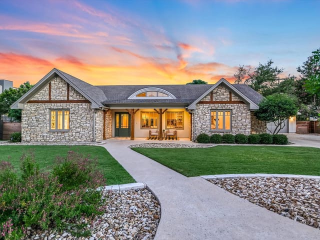 205 Westbrook RD