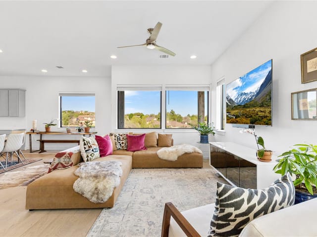 2050 Lohmans Spur Rd Unit #1302