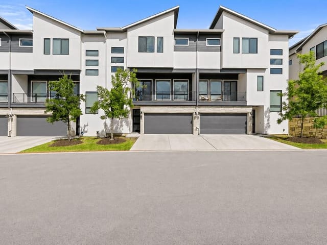 2050 Lohmans Spur RD Unit #603
