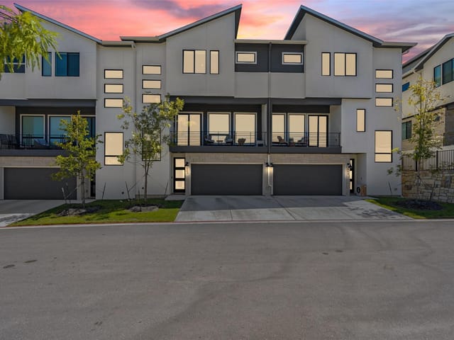 2050 Lohmans Spur Unit #603