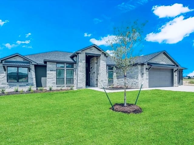2054 Gray Fox DR