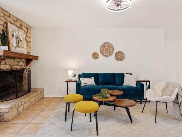 206 Cloudview Dr