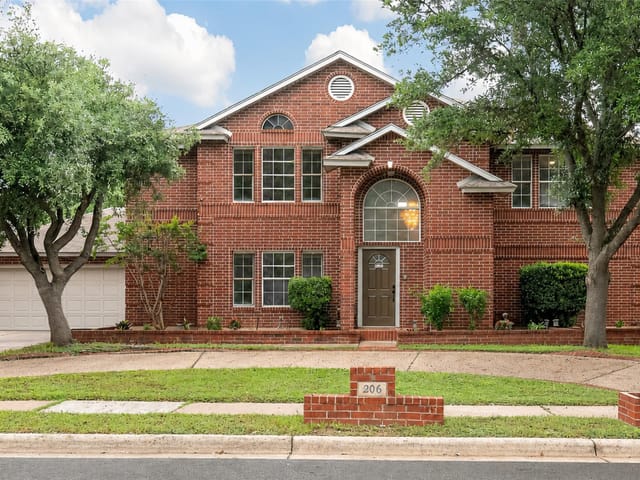206 Covala DR