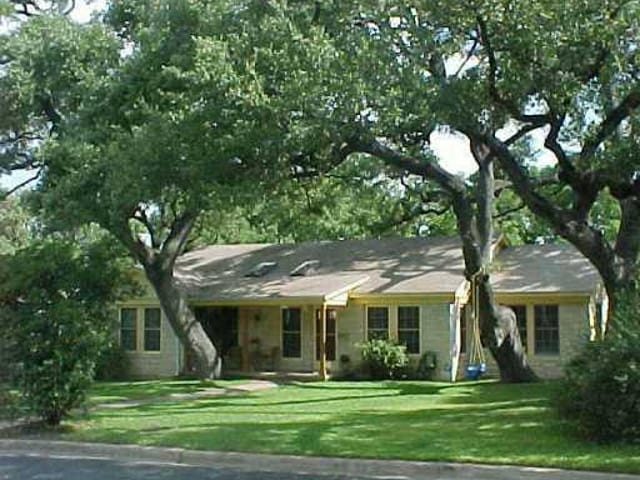 206 Fletcher St