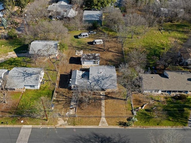 206 Pecan Dr
