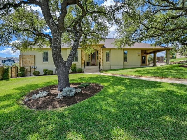206 Rivulet Ln