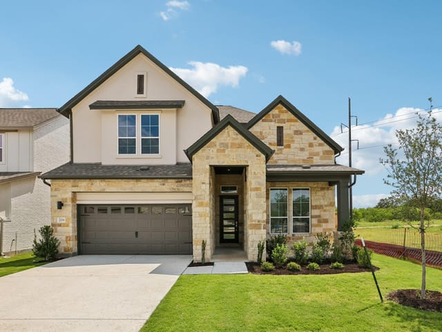 206 San Saba DR