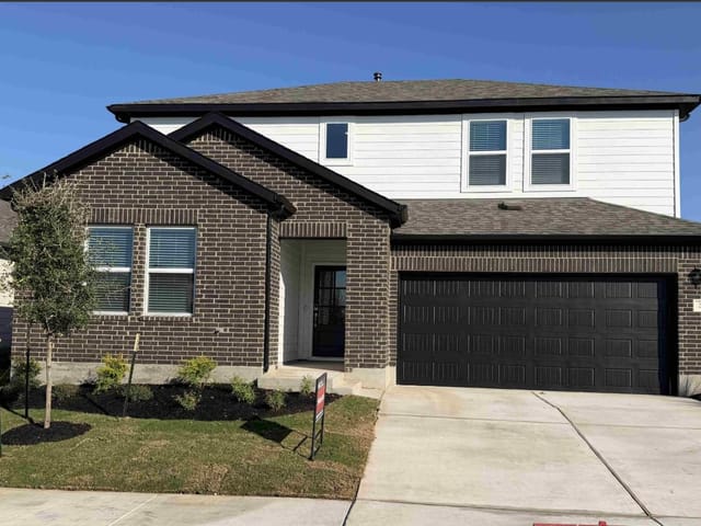 207 Crumpton WAY