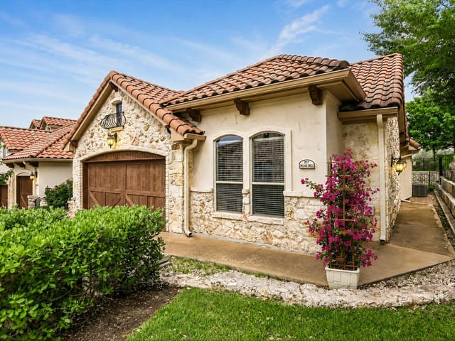 207 Enclave CIR
