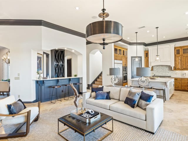 207 Golden Bear DR