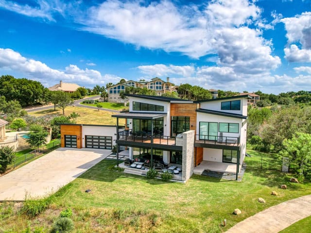 207 Kites CT