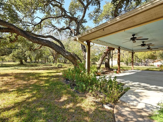 207 Leisurewoods Dr