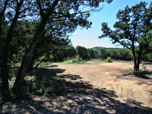 207 Lisa Dr