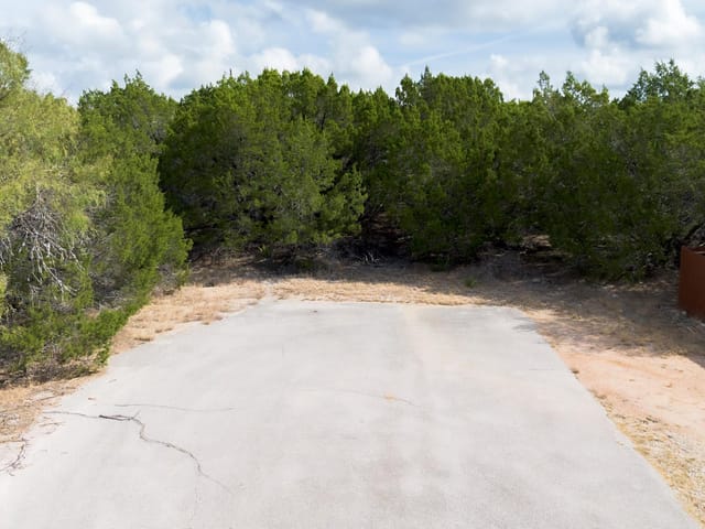 20701 Oak Gln