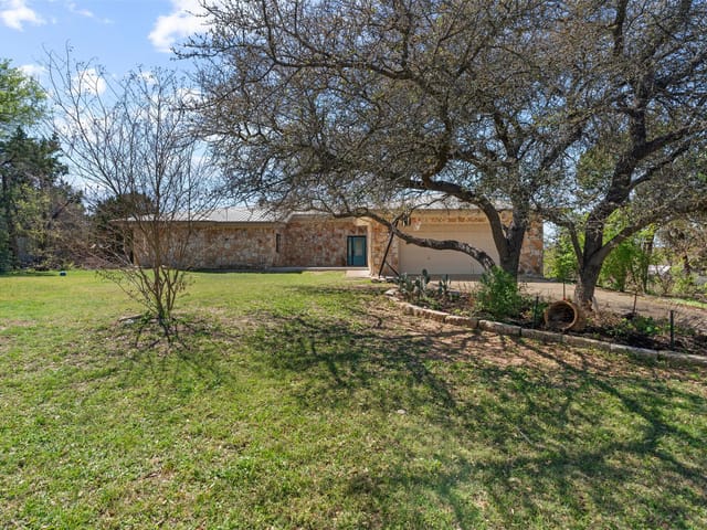 208 Amandas WAY