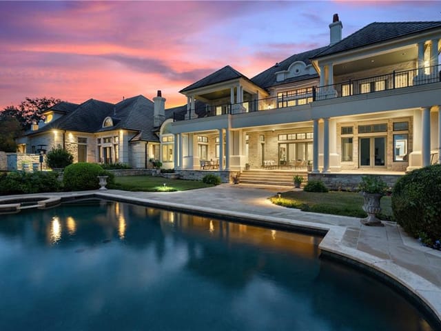 208 Bella Riva Dr
