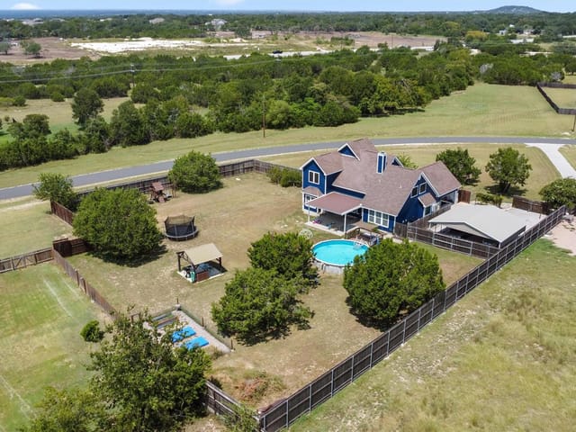 208 Dawn DR