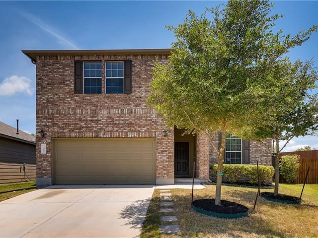 208 Feathergrass DR