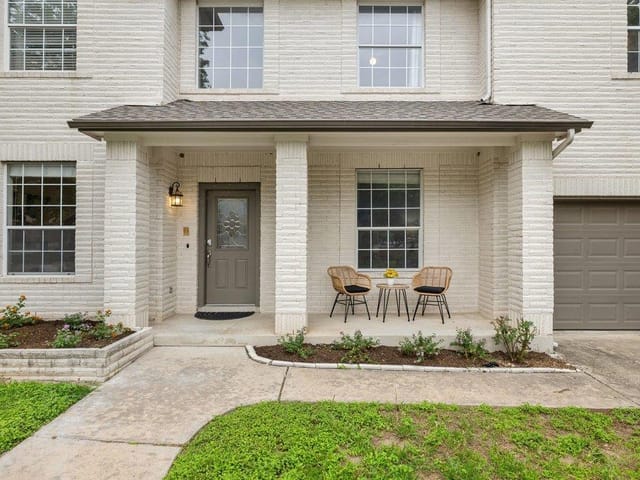 208 Settlers Valley Dr