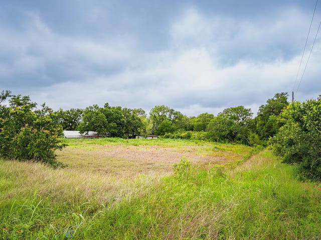 20811 Fm 969 RD