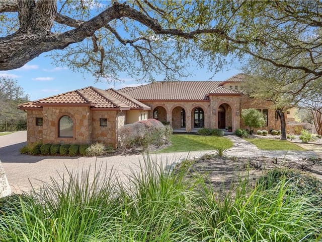 209 Bella Cima Dr