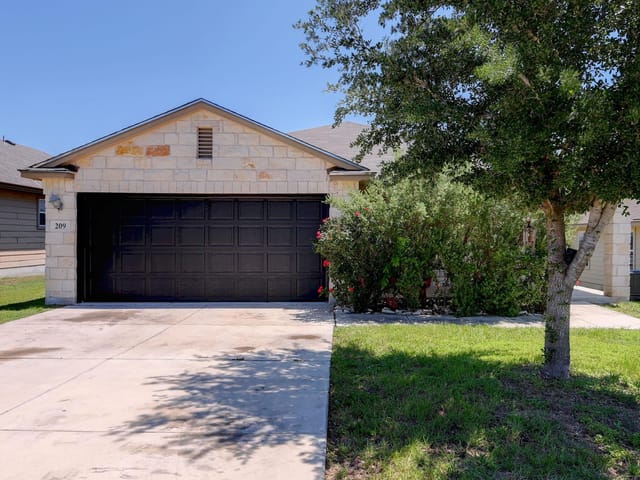 209 Hoya LN