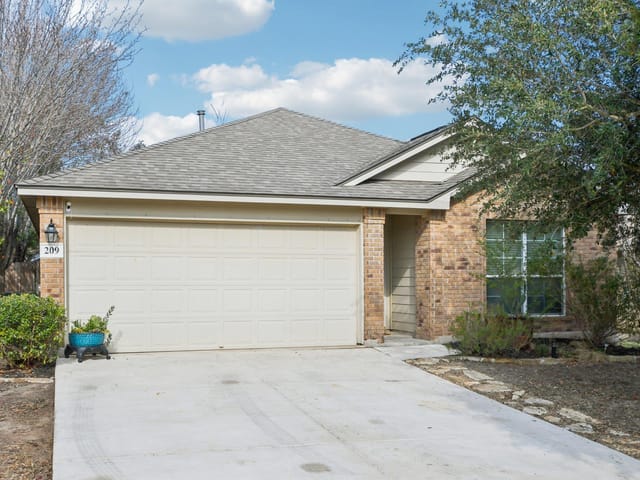 209 Wisteria Way