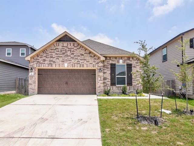 210  Adeline Dr