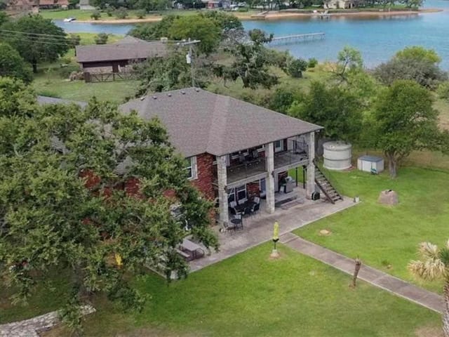 210  Lariat Lane