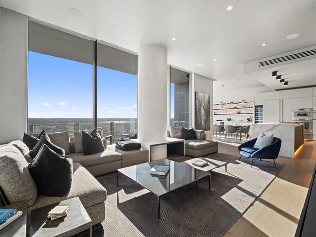 210 Lavaca St Unit #2301